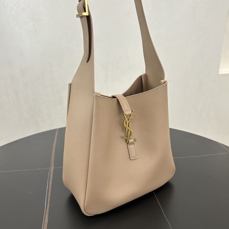 Y51 hobo bags